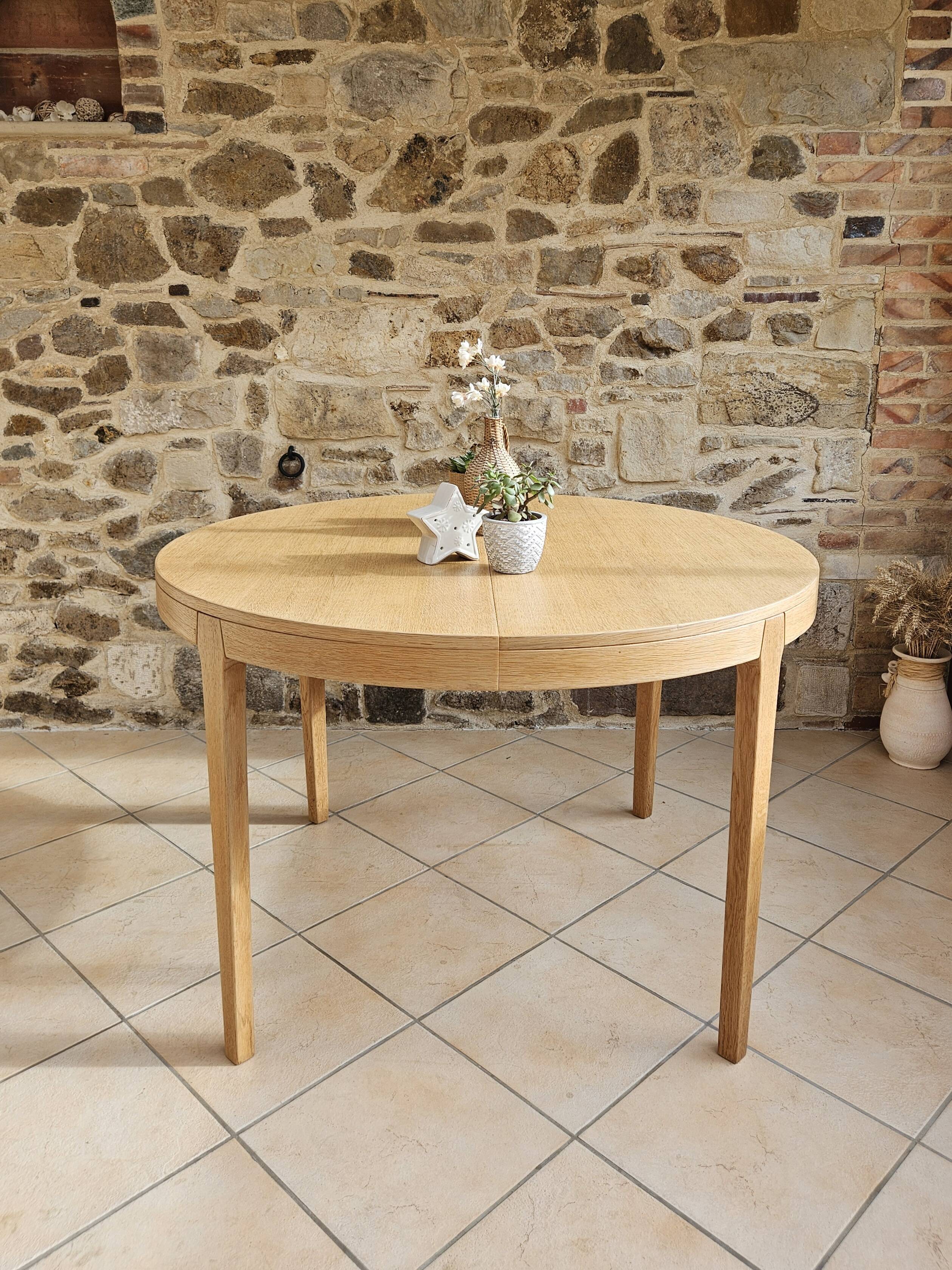 Round table