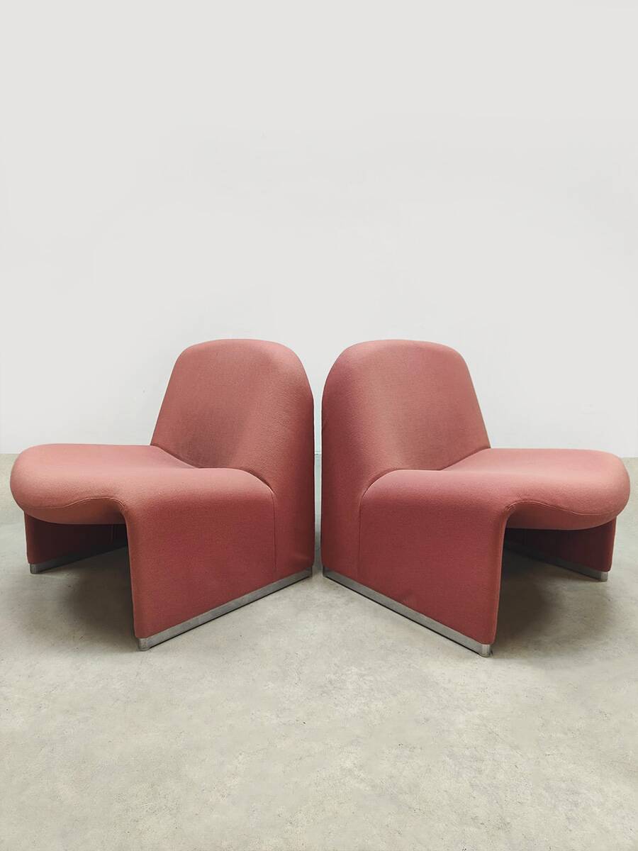 Ensemble de salon au design vintage Chaises Alky Giancarlo Piretti Artifort