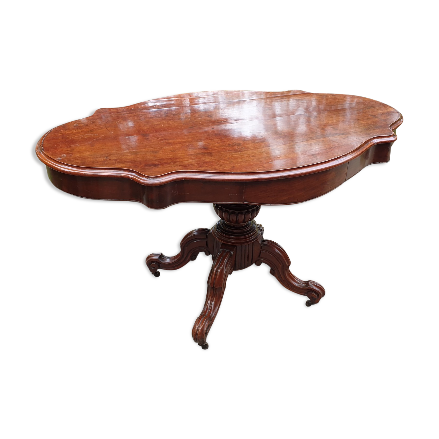 Mahogany violin pedestal table