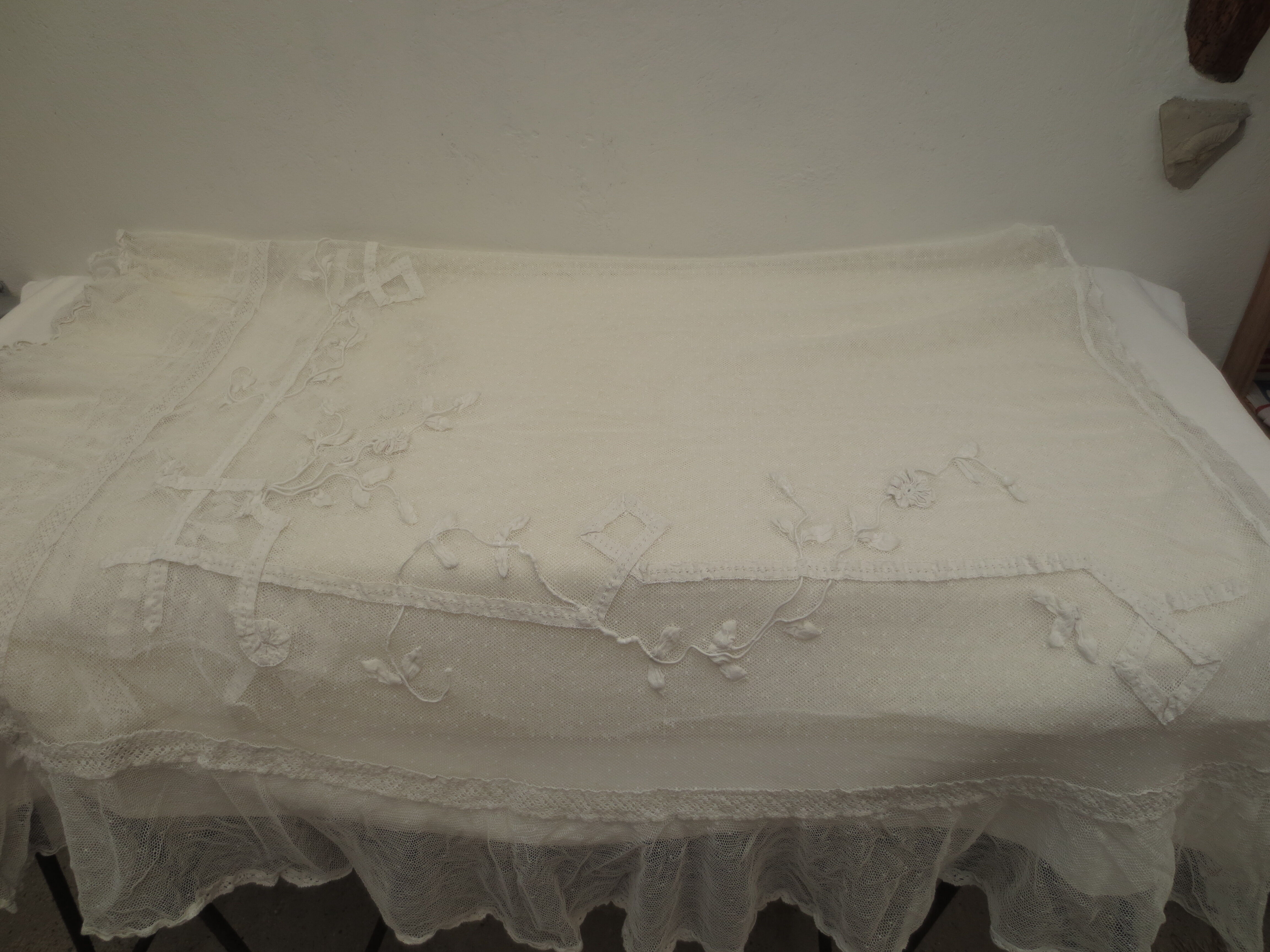 Ancient veil for bed sky