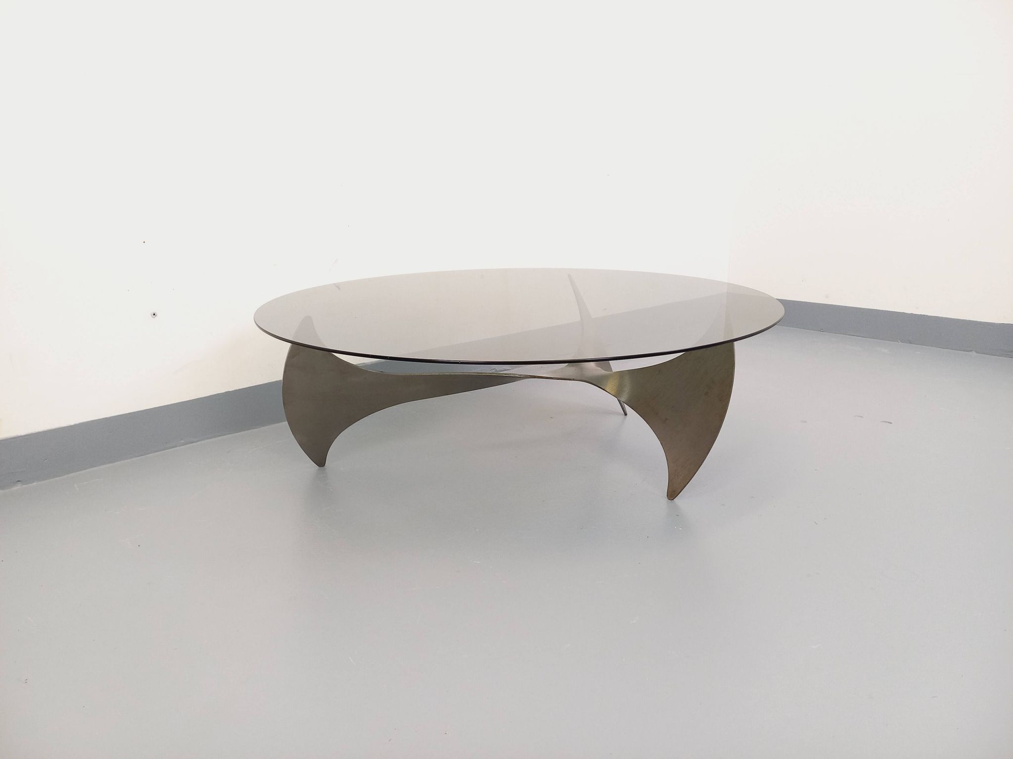 Table basse hélice vintage Propeller de Knut Hesterberg en acier et verre