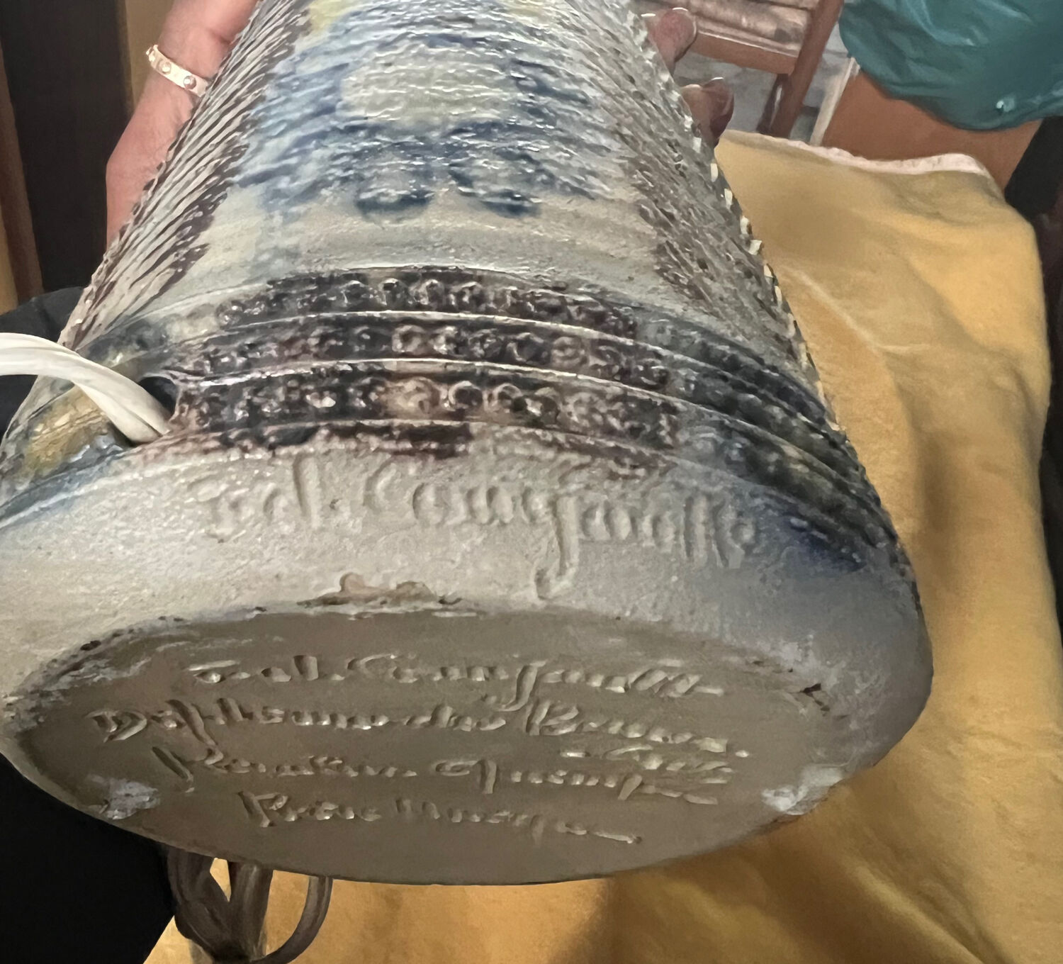 Magnificent vintage lamp signed by Jean-Claude Courjault.
