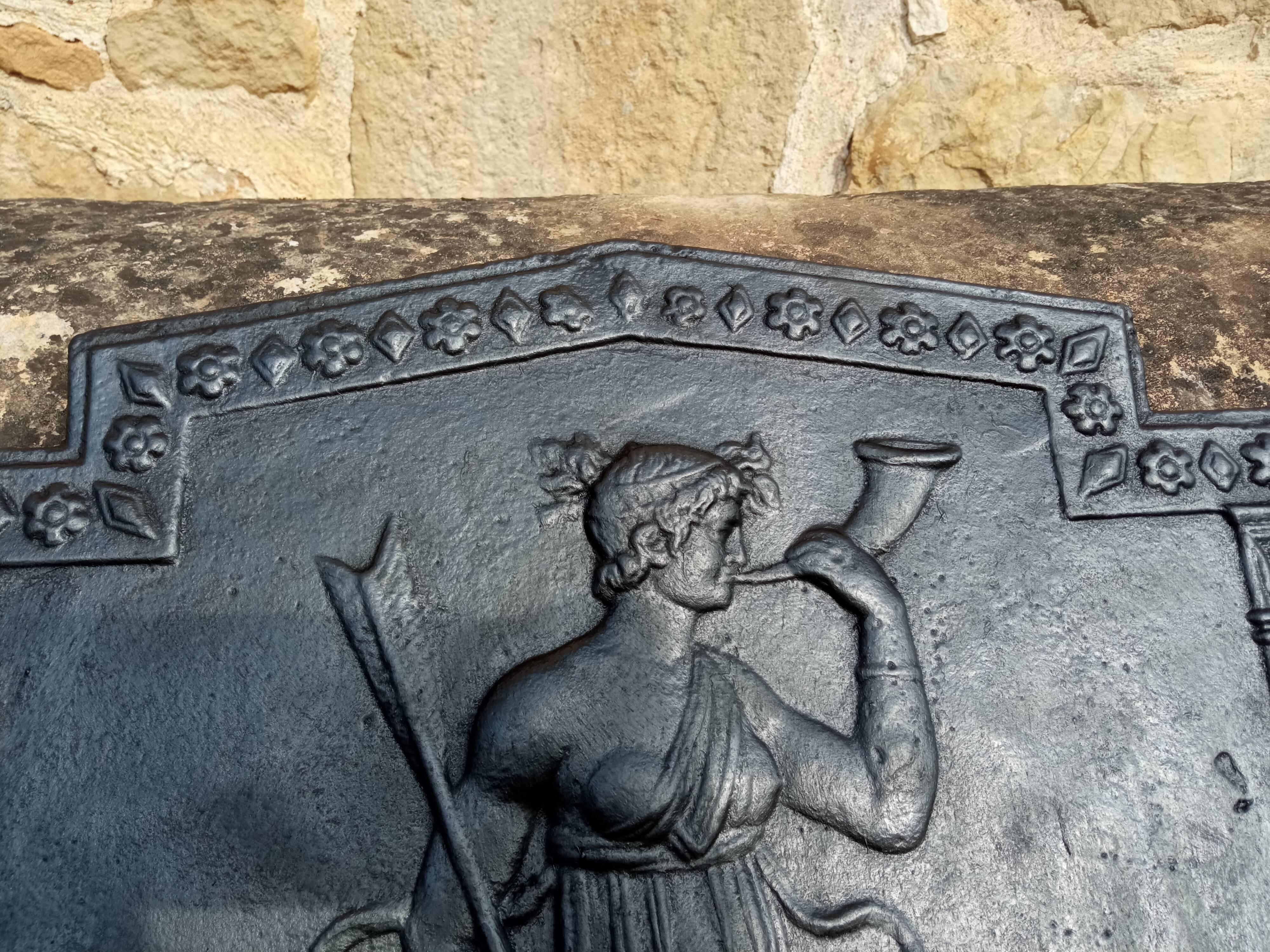 Plaque de cheminée Diane chasseresse directoire