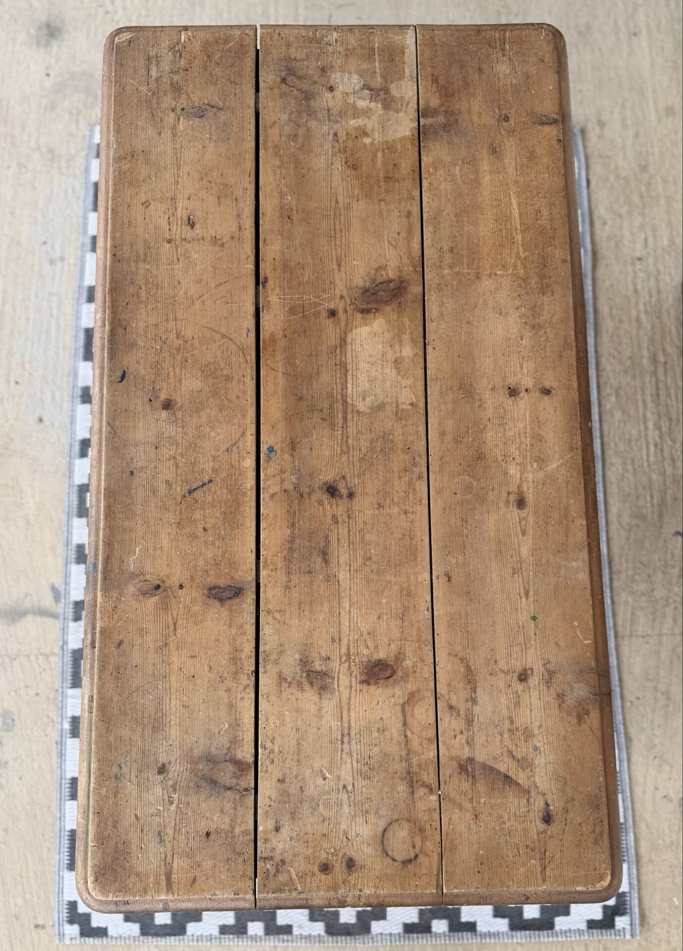 Antique pine desk - turned legs