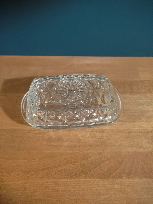 Moulded glass butter