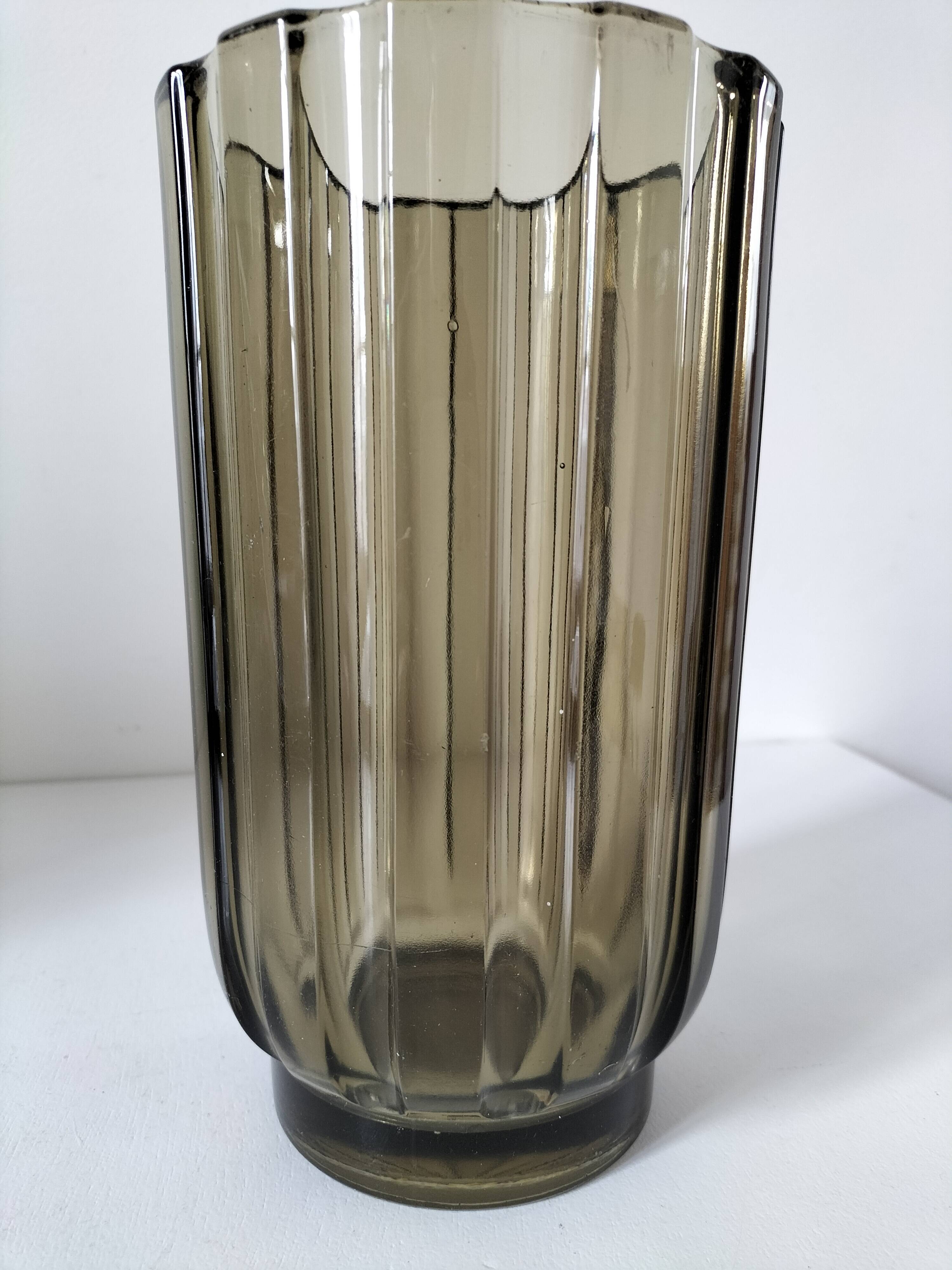 Vintage design smoked glass vase