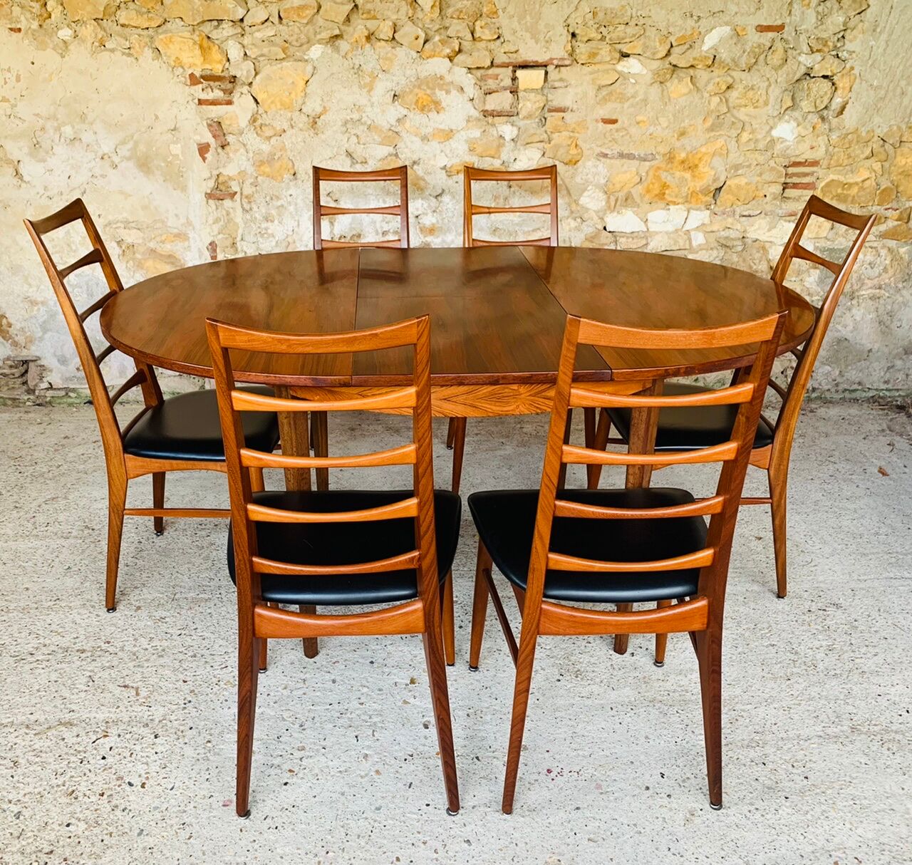 Extendable dining table with butterfly extensions in rosewood circa 60's