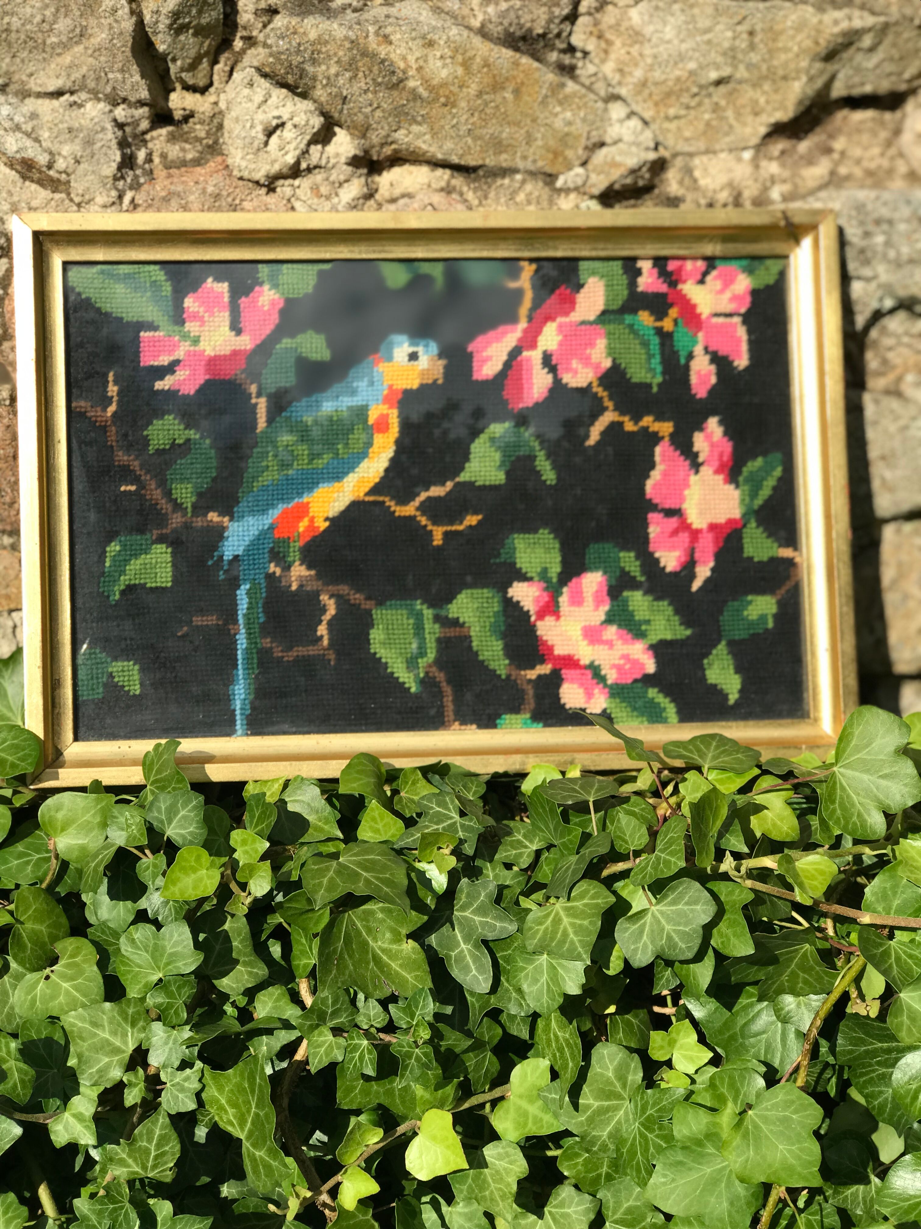 Oiseau en tapisserie vintage