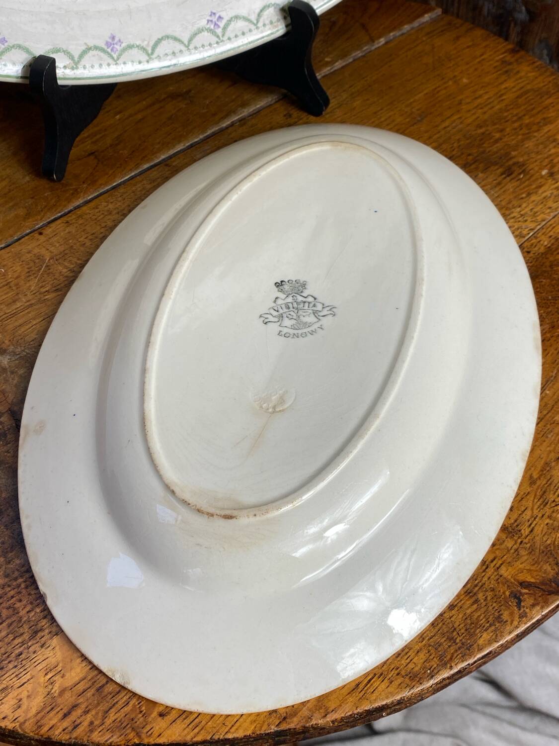 Service plates, ironstone, Violetta collection, Longwy