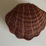 Empty corrugated shell pocket in wicker basket makers