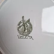 Assiettes plates vertes Moulin des Loups modèle Violetta