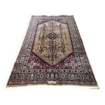 Handmade Persian carpet 182cm x 273cm