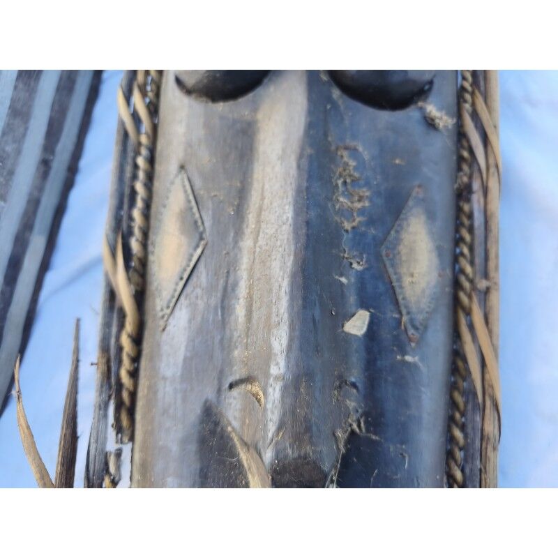 2 wooden masks Africa