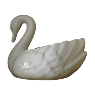 White swan pot cache