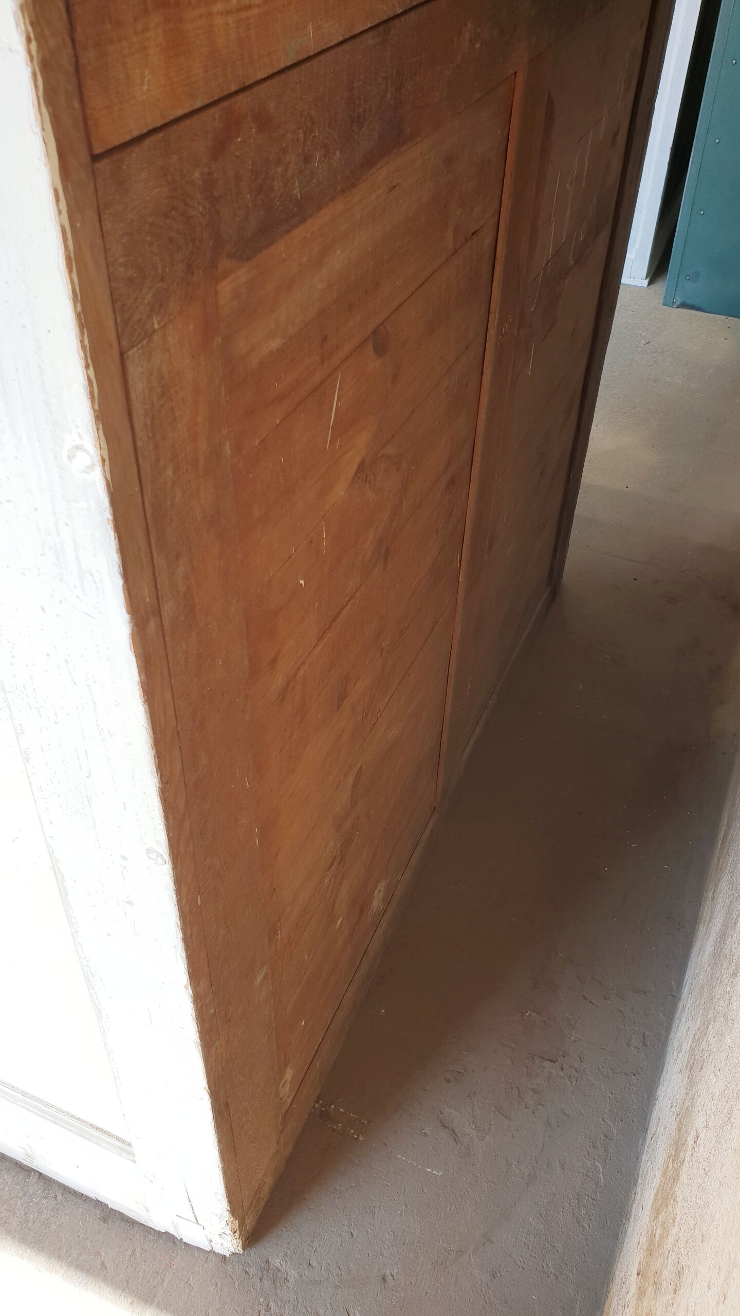 Armoire ancienne