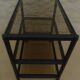 Table desserte moderne de marque erard design à étagères en verre et structure aluminium