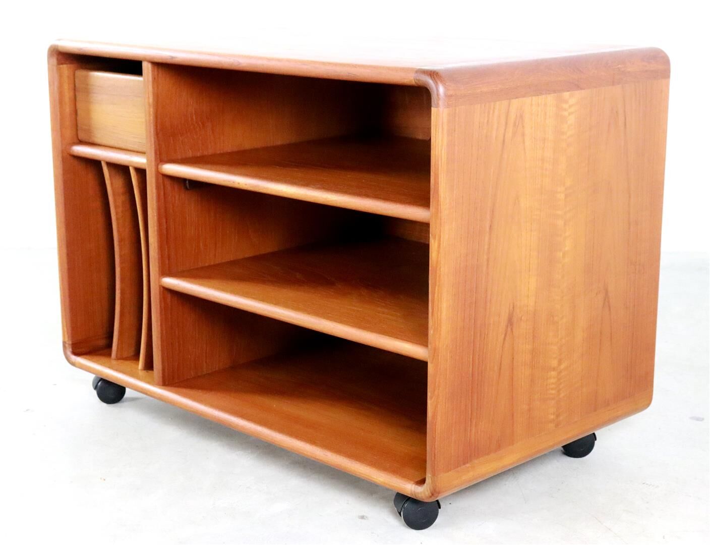 Mobilier audio design danois 'Kragelund'