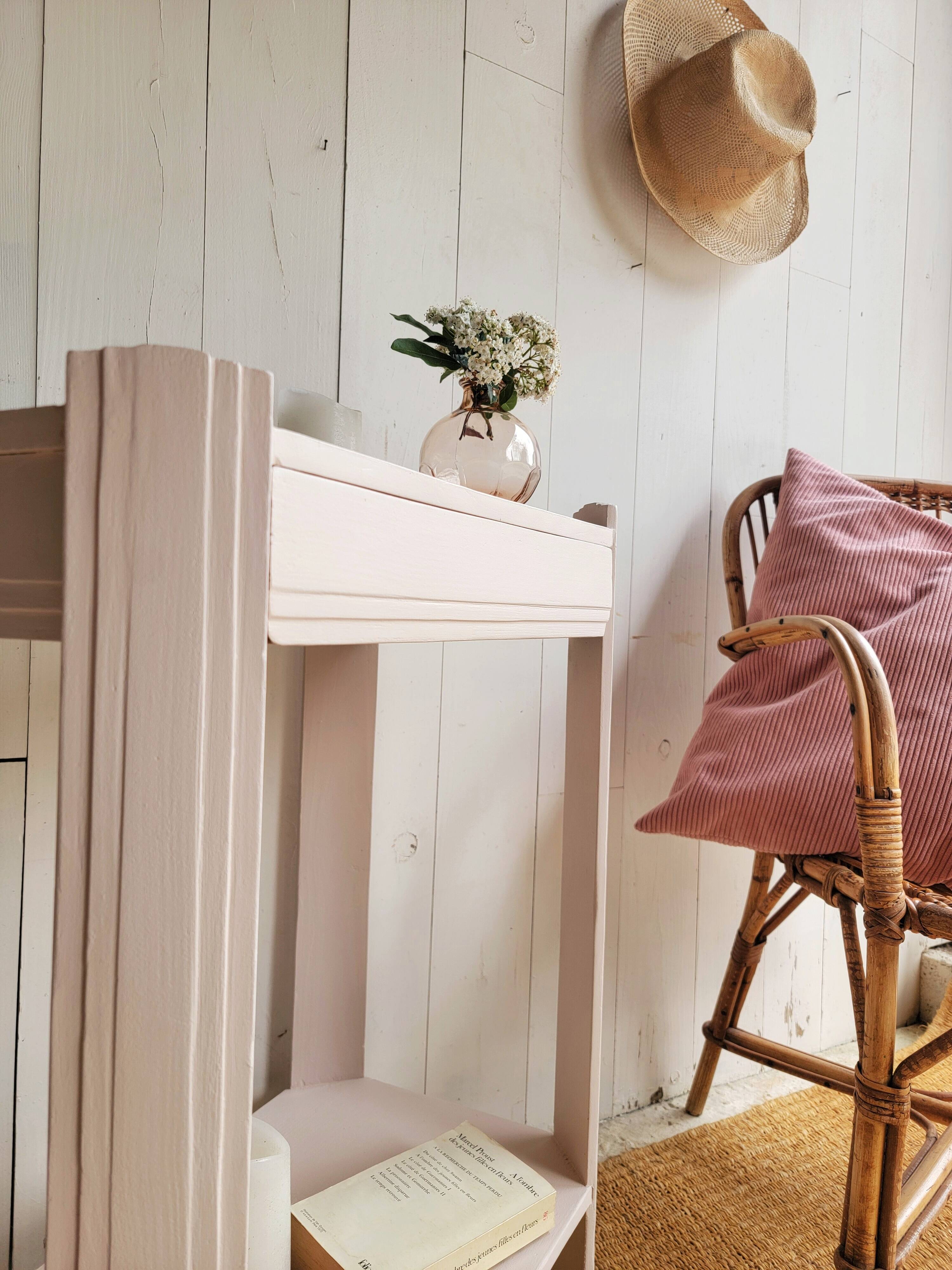 Small renovated Art Deco console in nude colour.