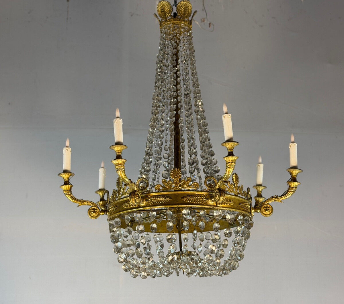 Empire style lustre with pearl beads in gilded bronze, circa 1880.
