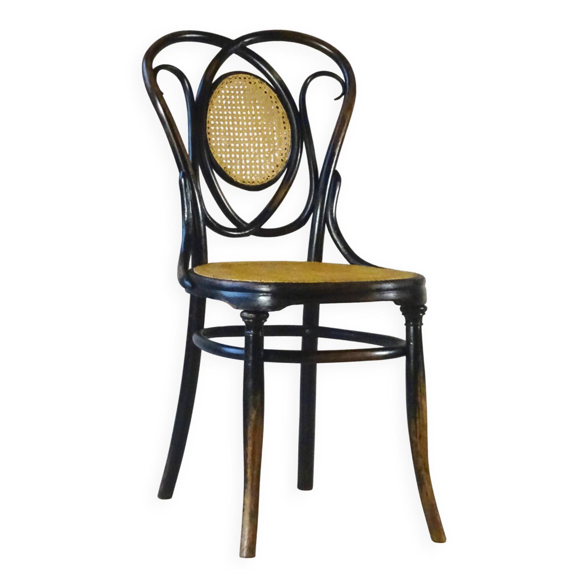 Chaise N°22 par Chevallier à Fiume vers 1890, no Thonet
