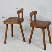 Paire de tabourets tripodes à dossier brutalistes, France, circa 1960