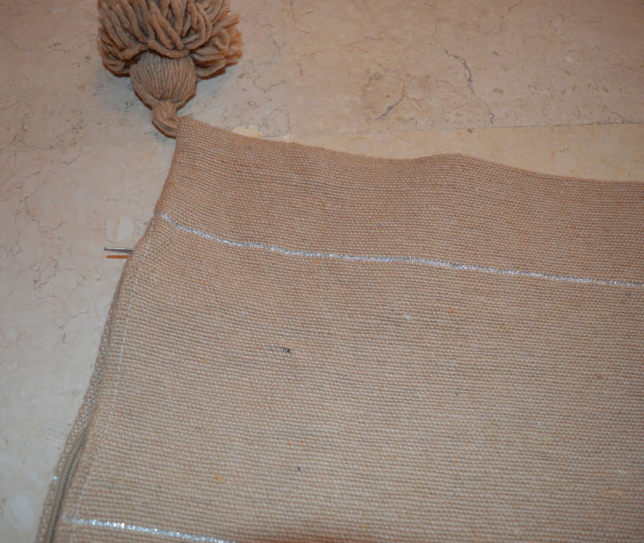 Moroccan pompon pillow 48x48cm brown