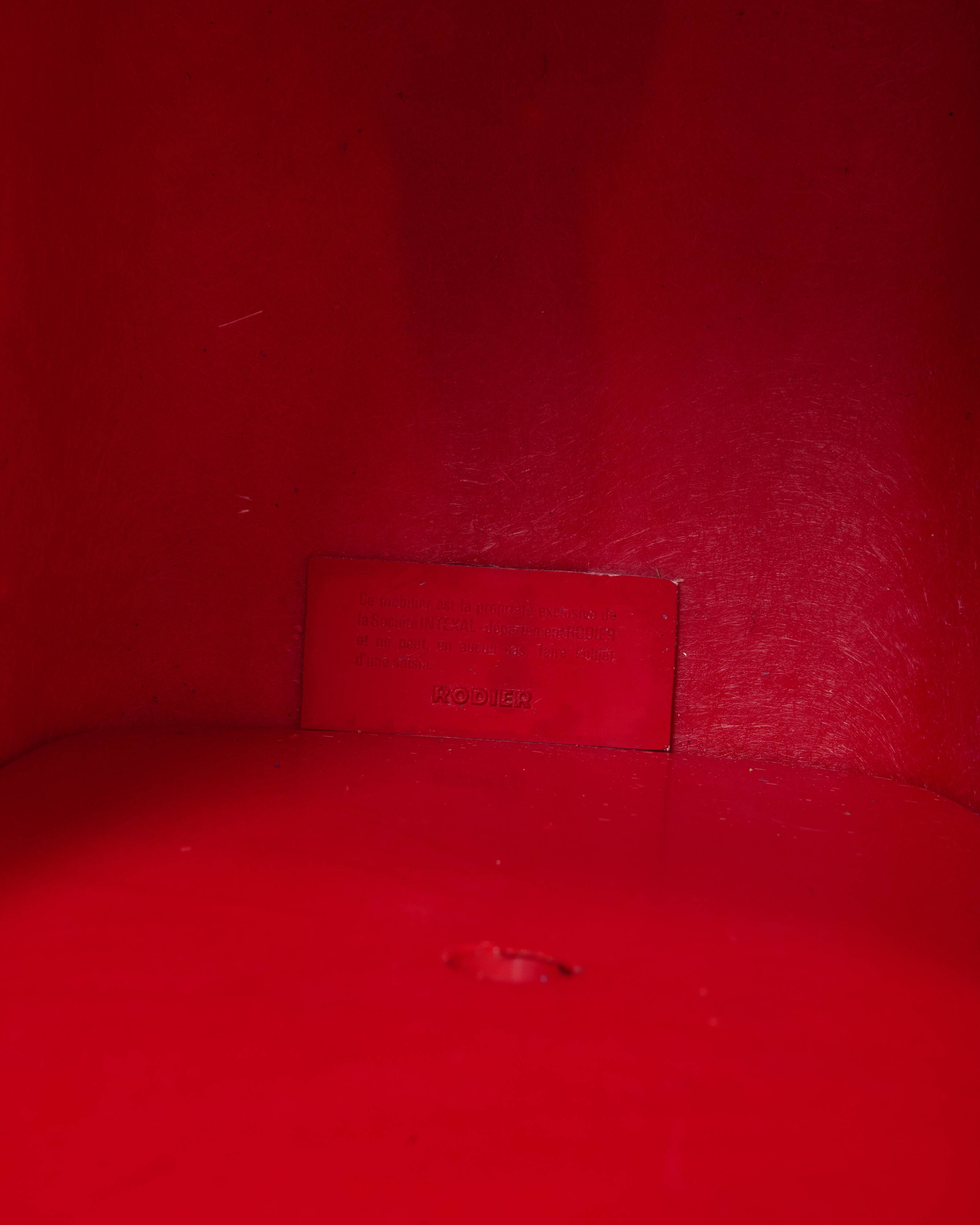 Red "Totem" column, Valeric Doubroucinskis, Rodier 1970s