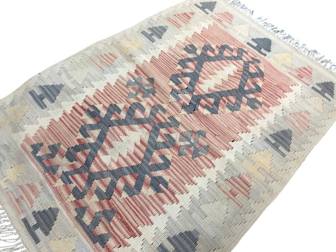 Oushak Vintage Small Kilim Rug