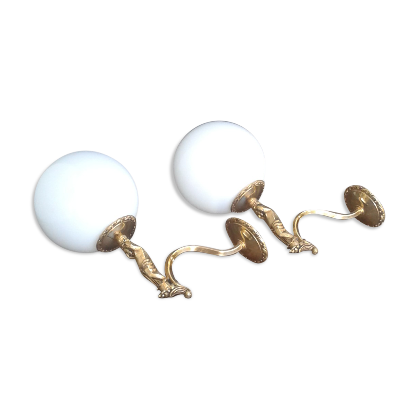 Pair of wall sconces