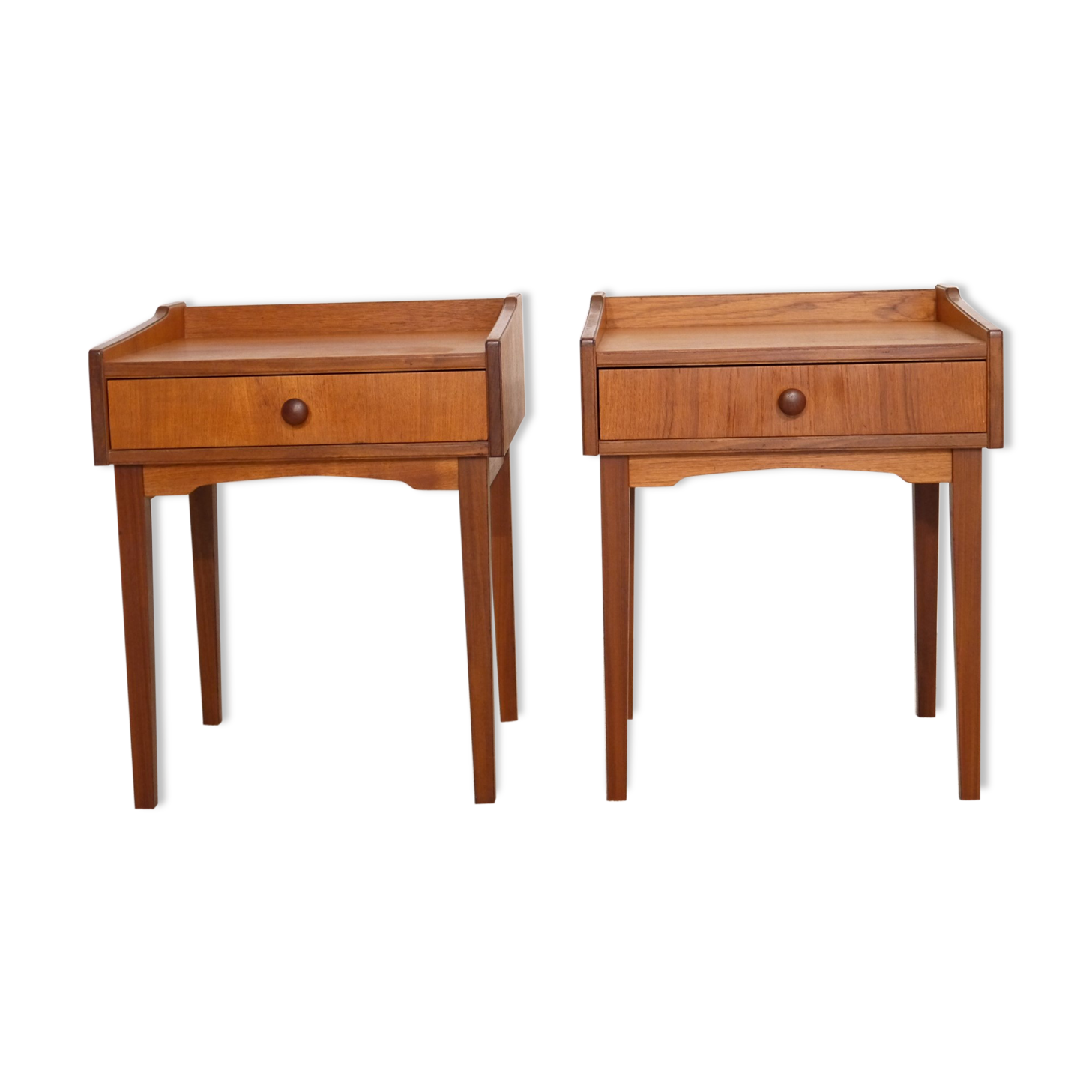 Scandinavian pair of bedside tables