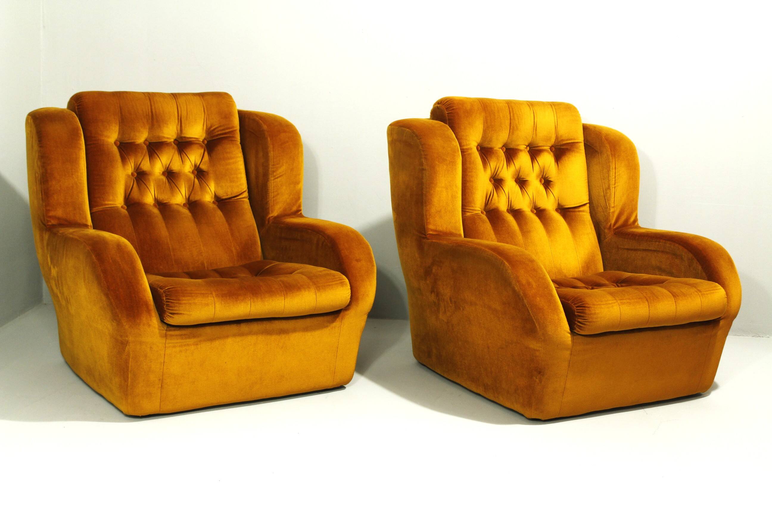 A Pair of Vintage Comfortable Armchairs, Jitona, 1980s