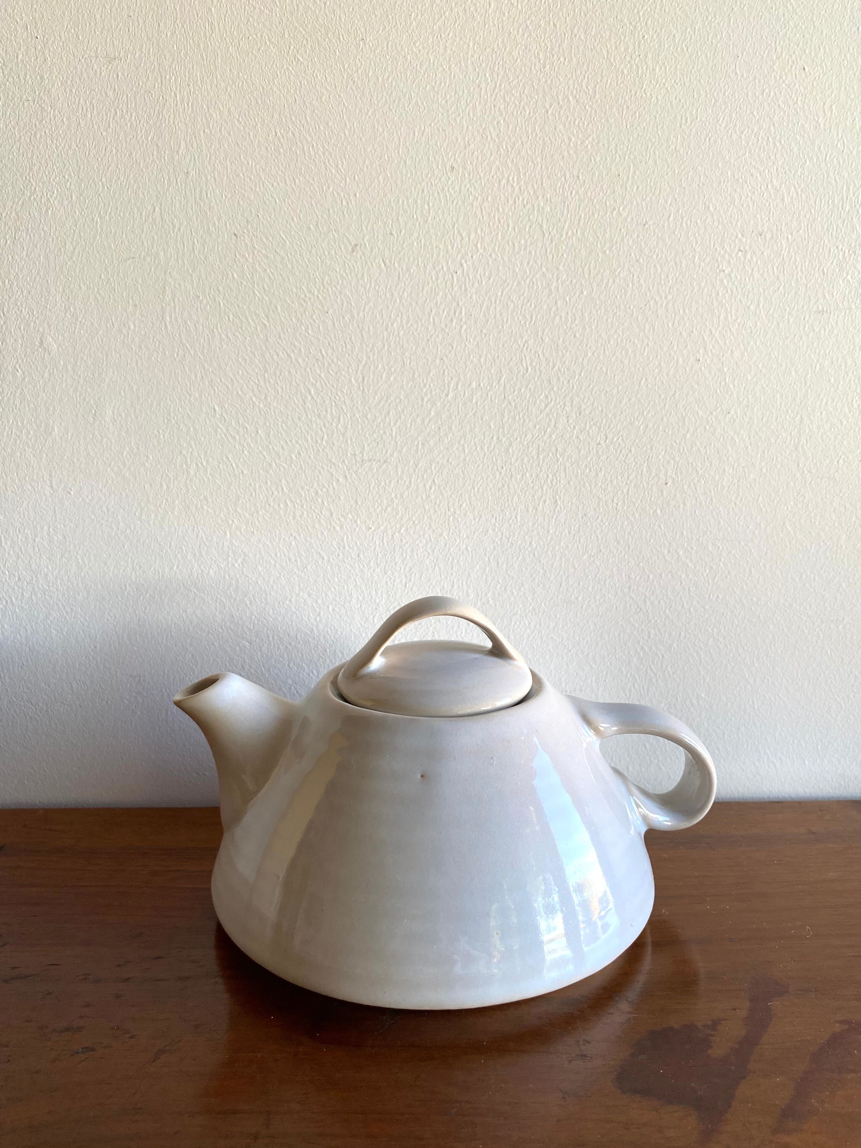 Scandinavian conical teapot 0.5L