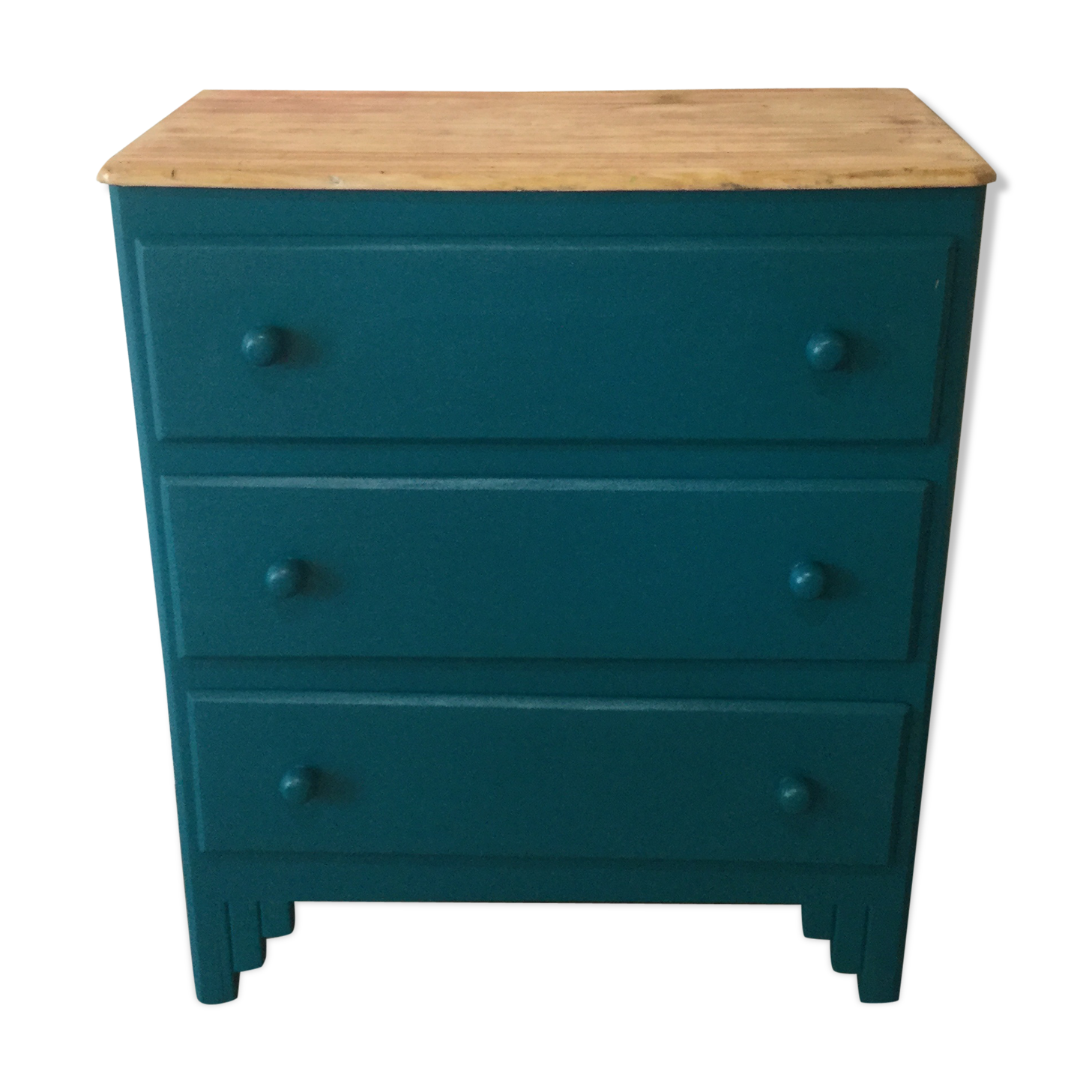 Old chest of drawers