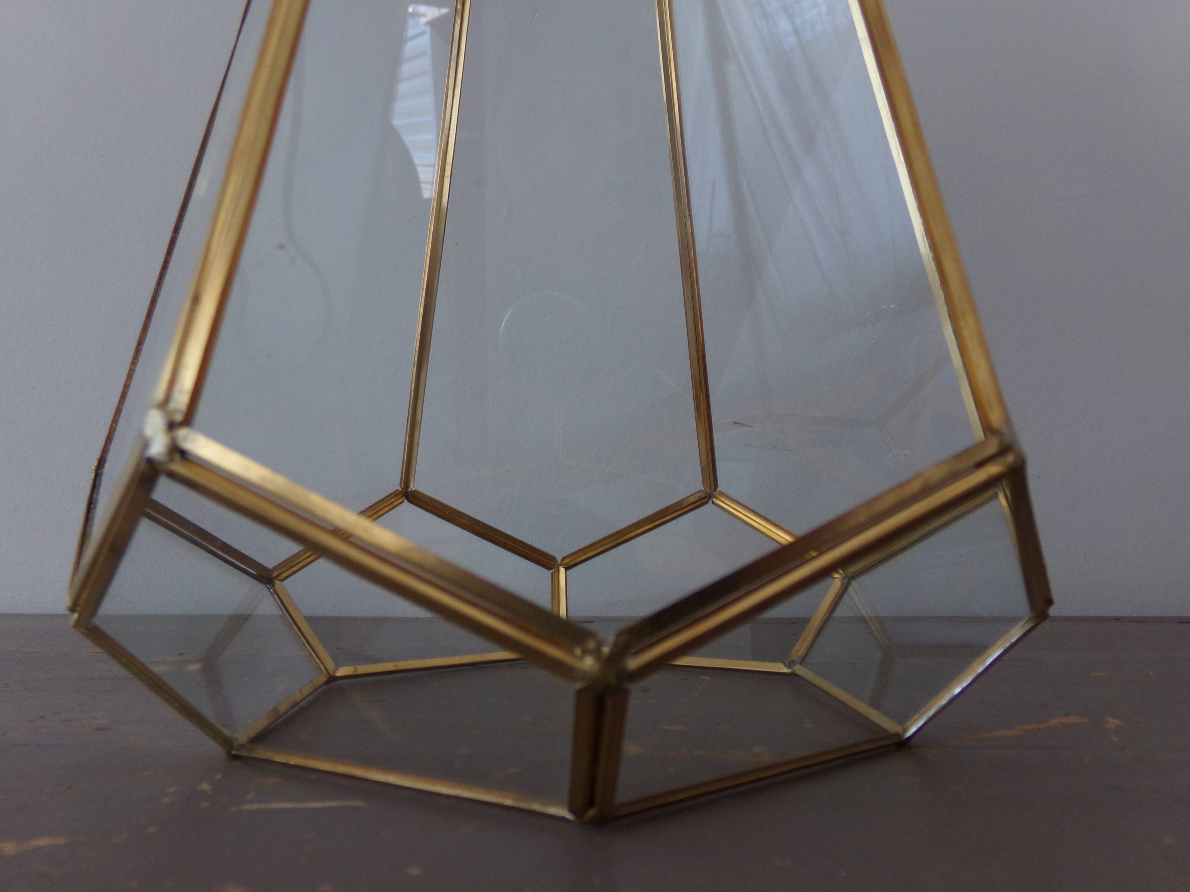 Suspension en verre et laiton doré