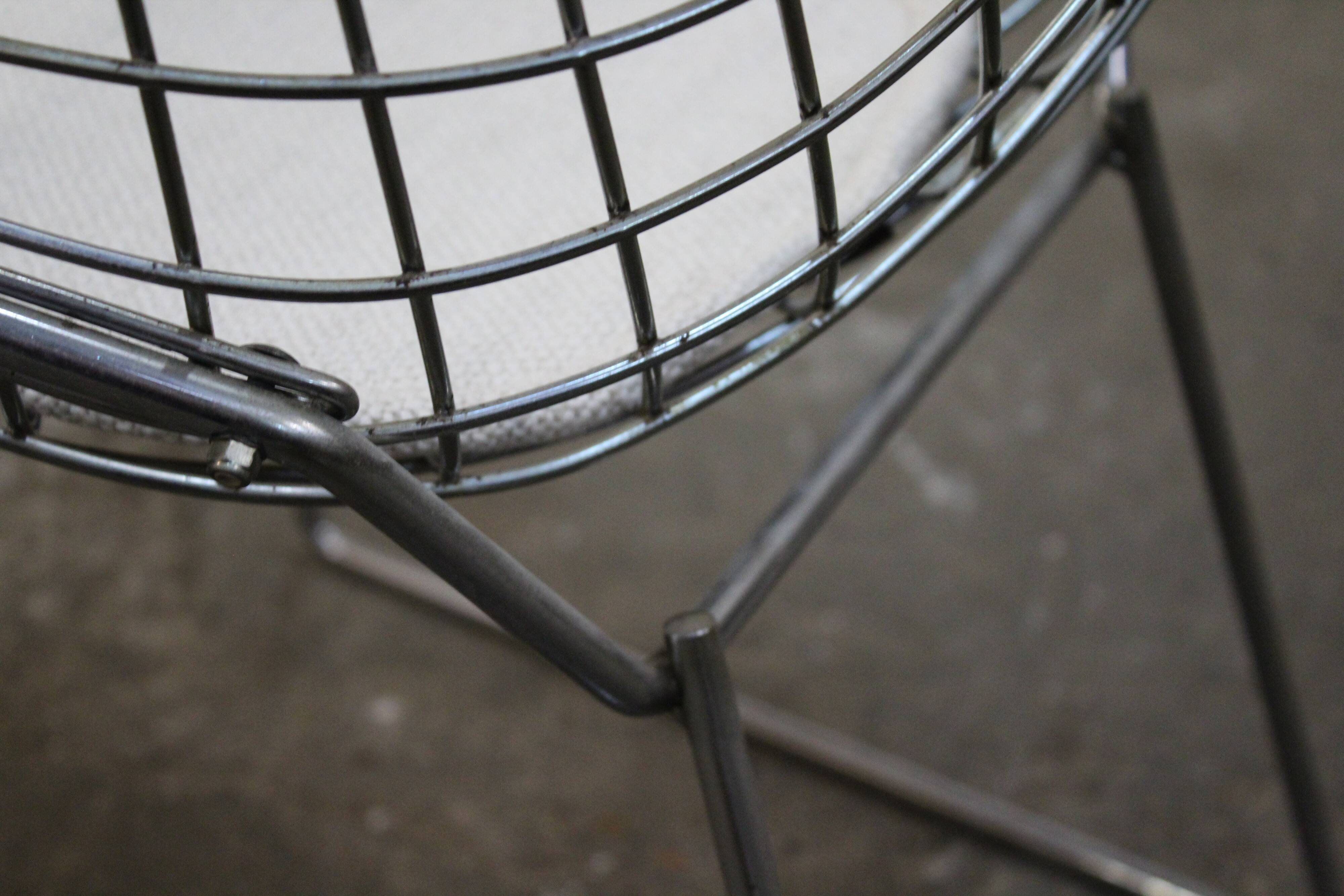 Diamond armchair by Harry Bertoia Knoll edition 1970