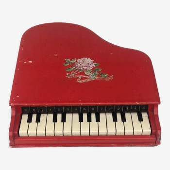 Antique toy piano