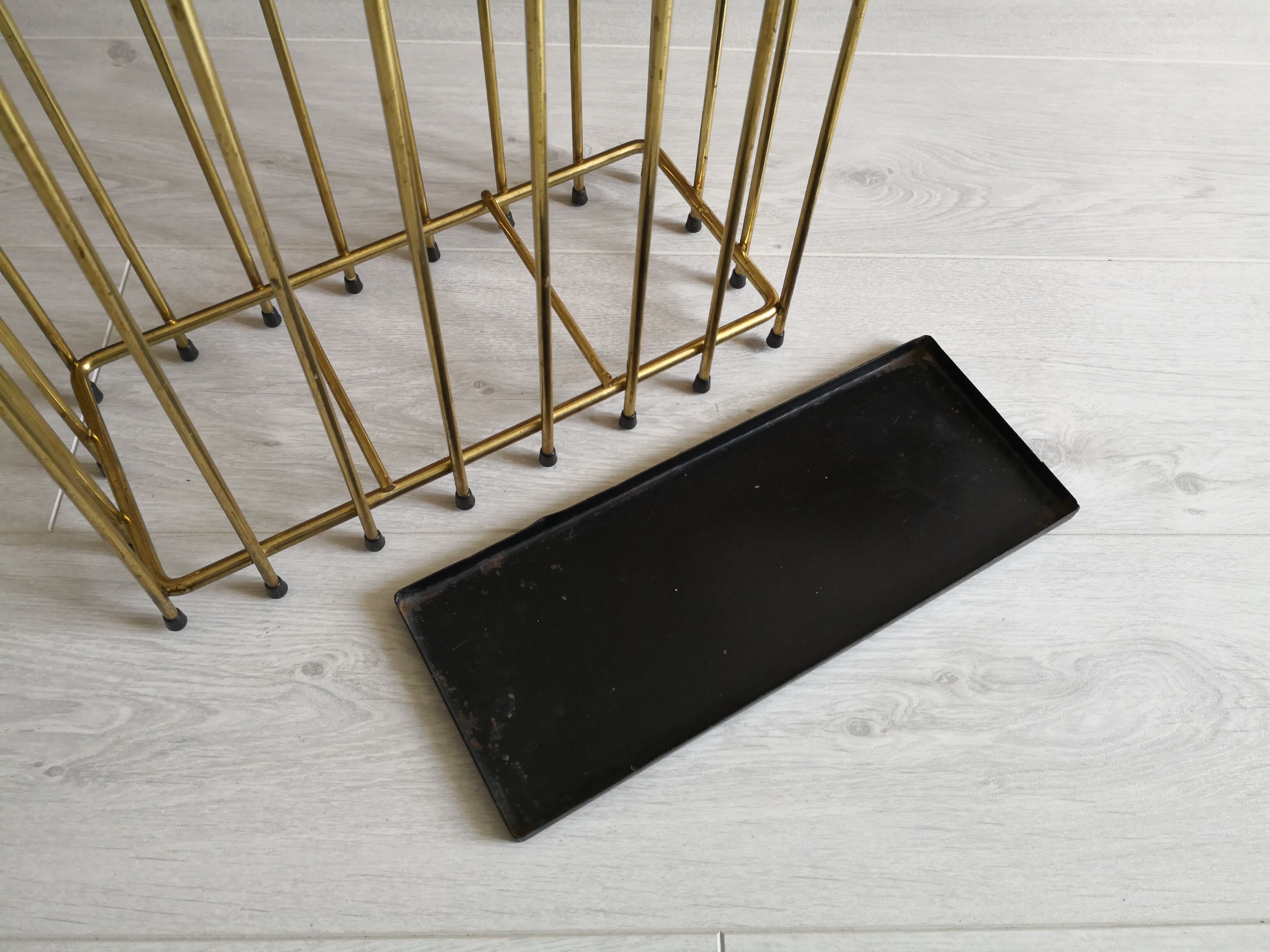 Golden umbrella holder 50/60 years