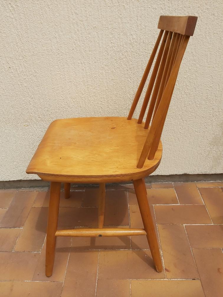 4 Scandinavian chairs like "Stockholm"