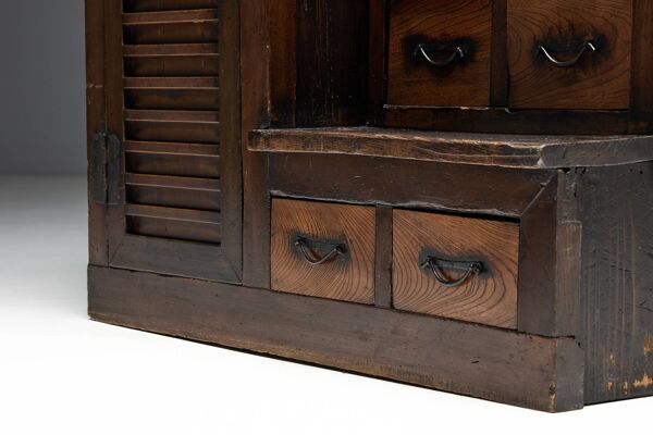 Coffre d'escalier japonais Kaidan Tansu, Japon, XIXe siècle