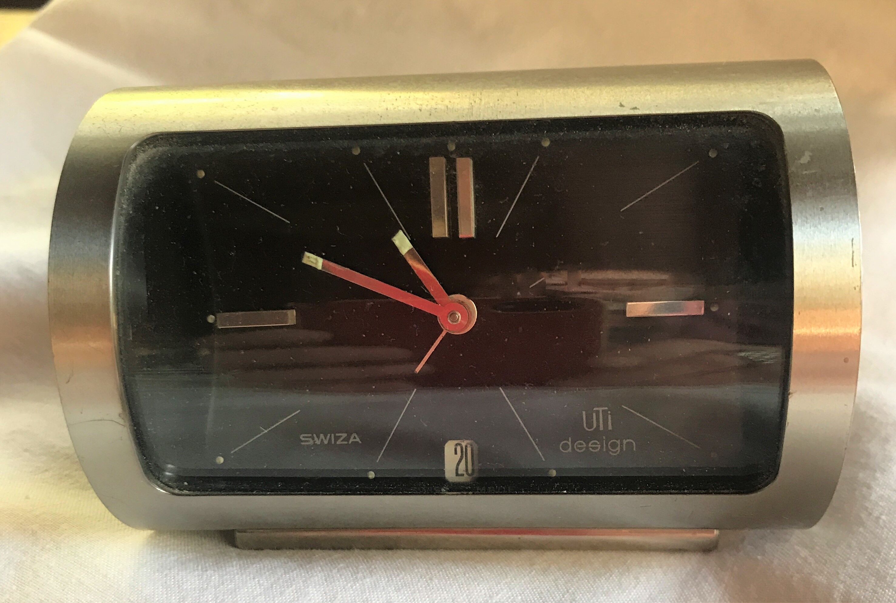 Clock clock clock clock Swiza UTI Design 1970