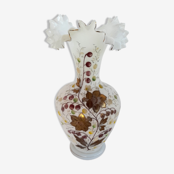 Vase opaline