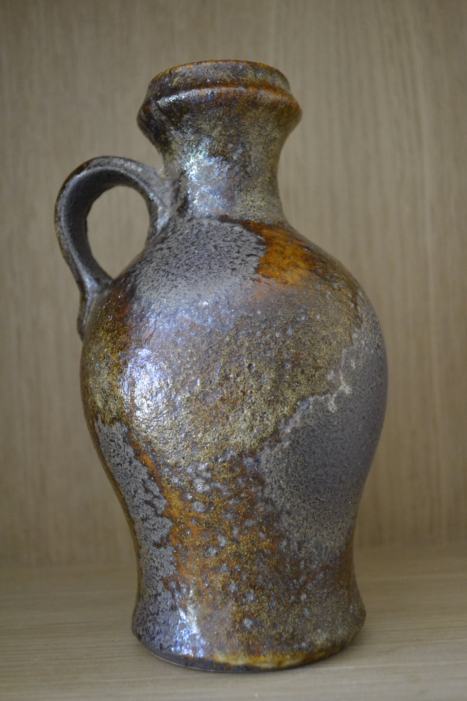 Vase à anse fat lava
