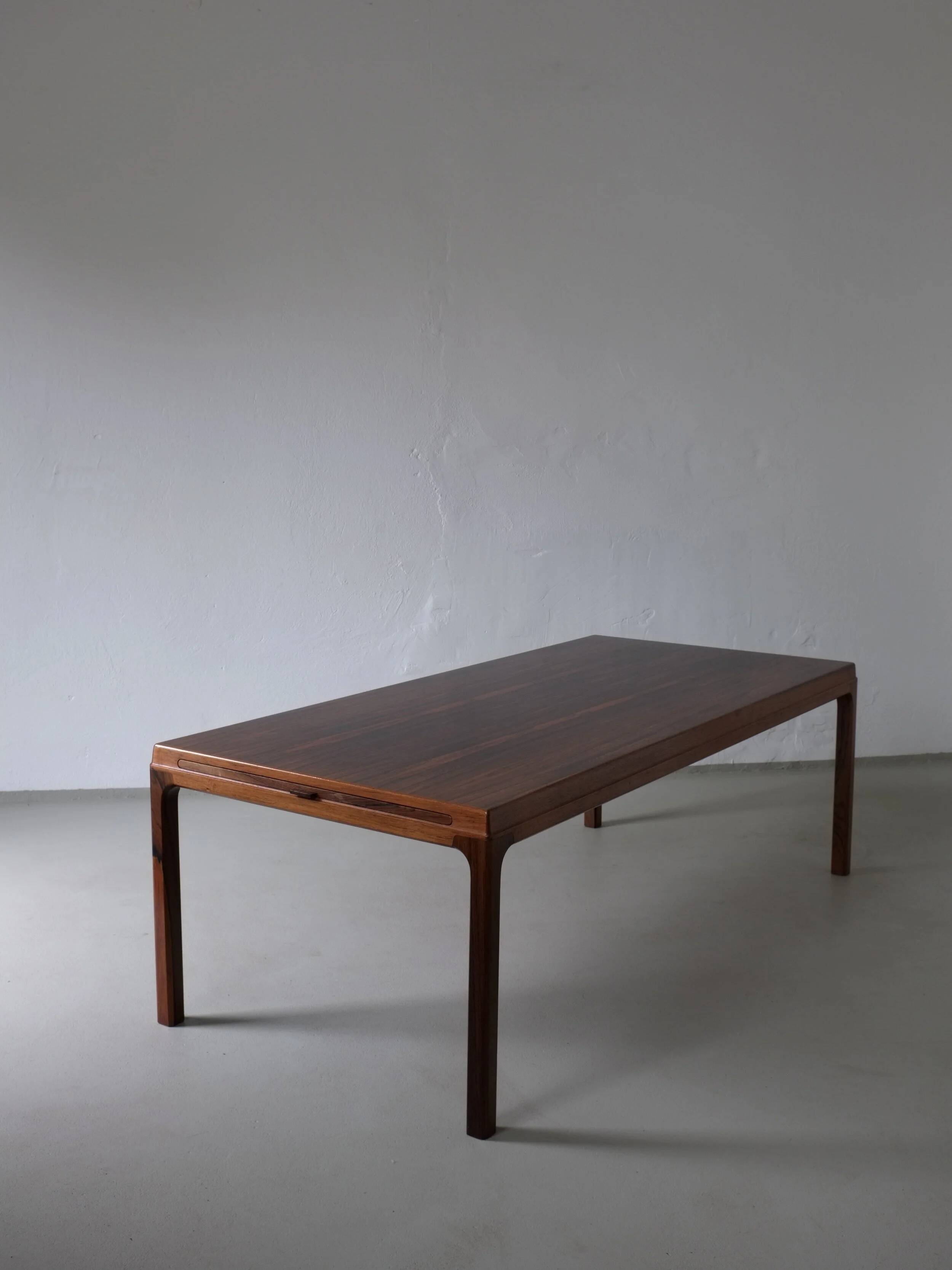 Johannes Andersen rosewood coffee table | Denmark | 1960s