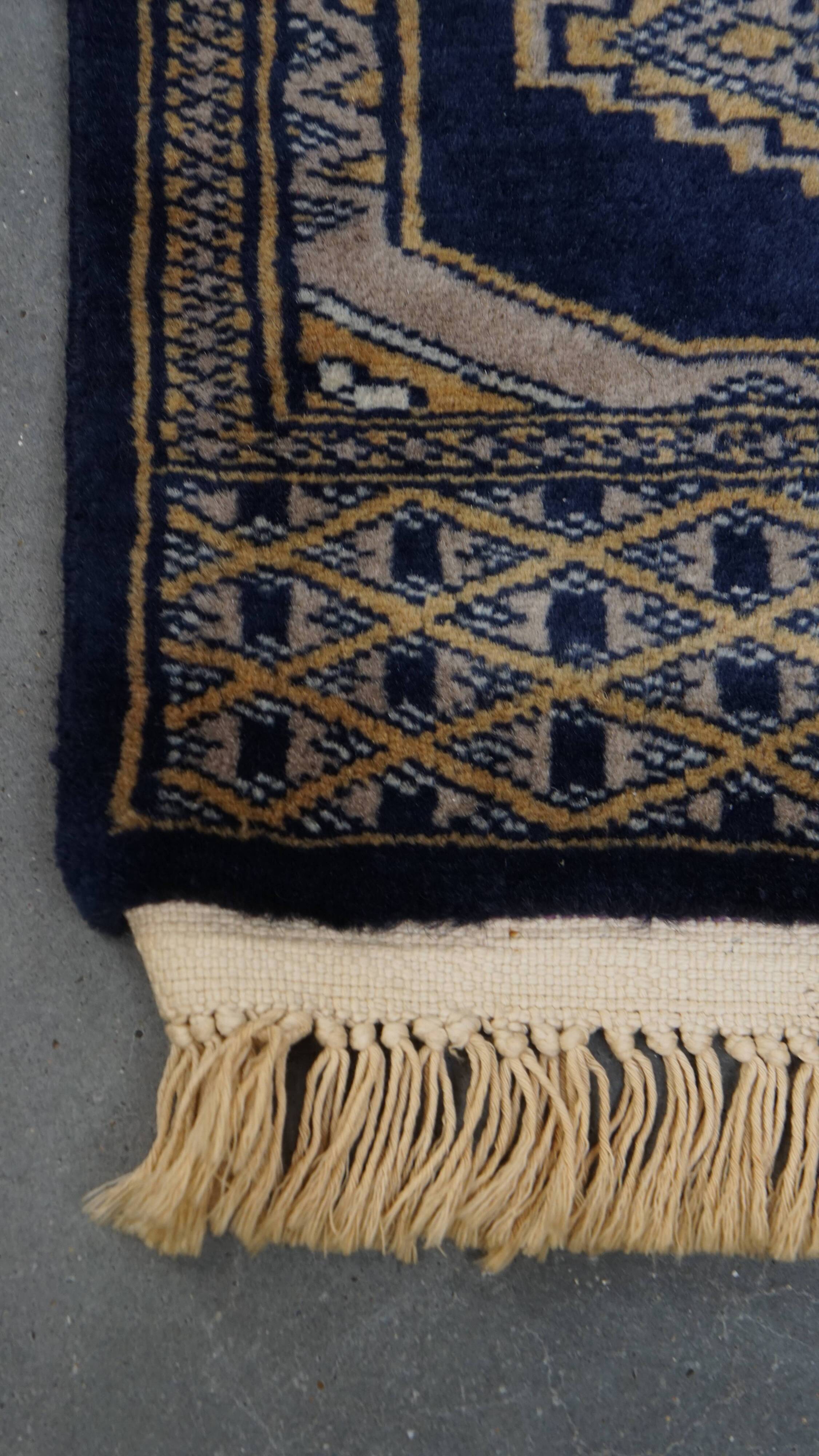 Rug / Runner in Blue and Beige Tones – 67x30cm
