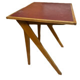 Scandinavian desk school desk