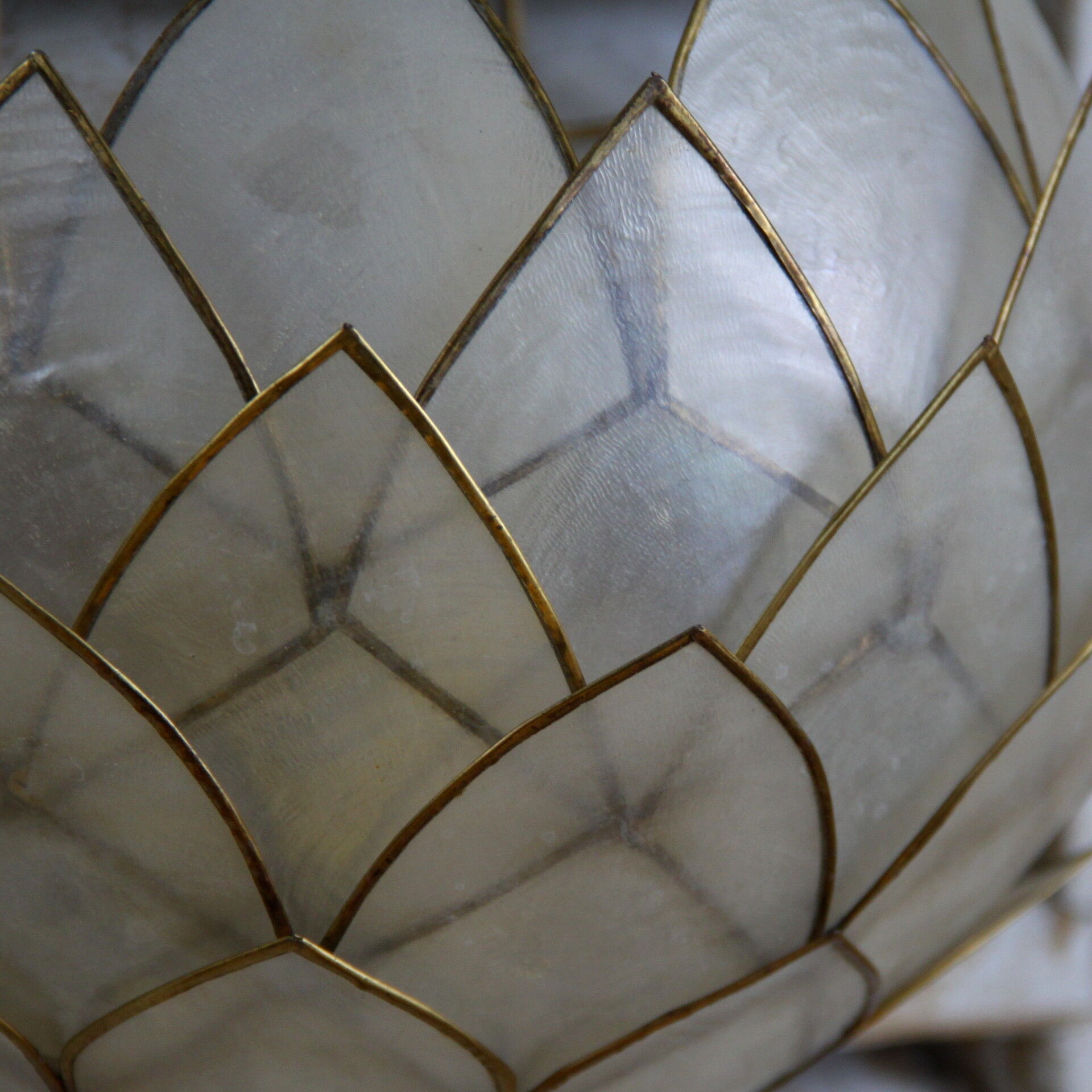 Wall mounted wall light down Pearl and brass, vintage