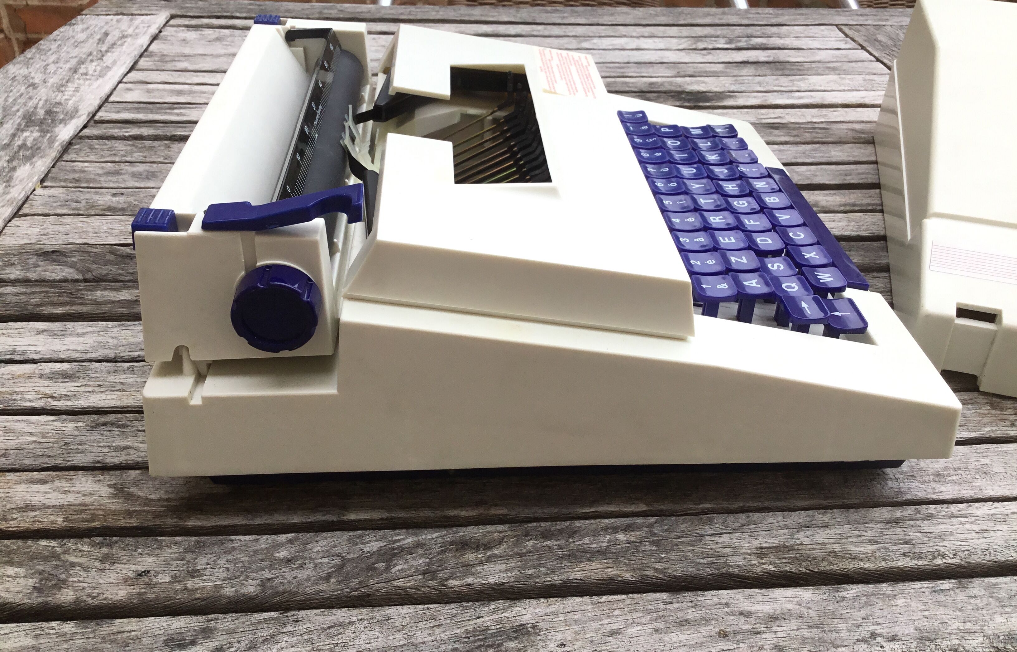 Machine to write "Little 990"