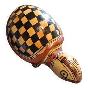 Sculpture de tortue traditionnelle