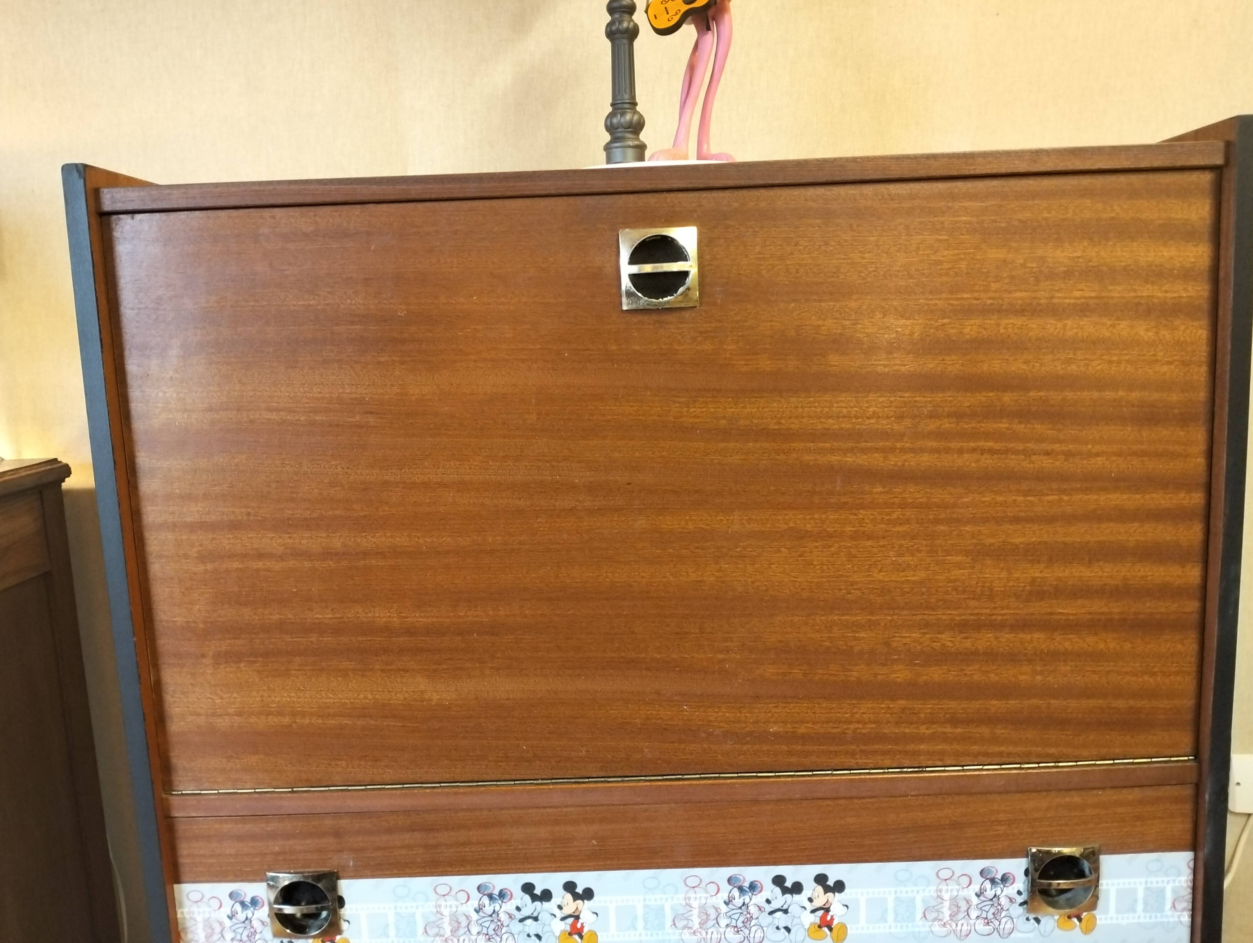 Secretary from the 1980s. "Walt Disney decor"