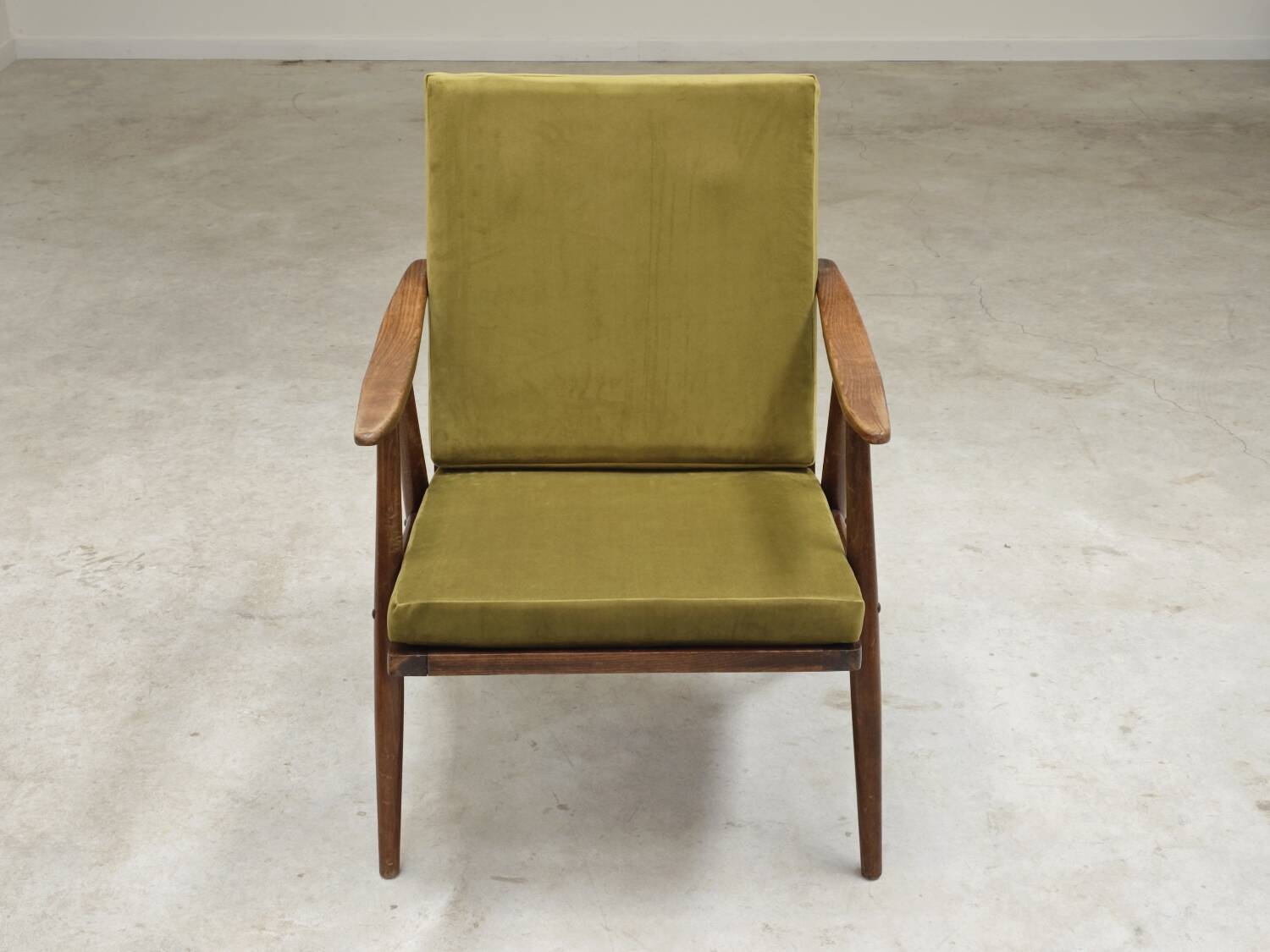 Boomerang armchair by Antonin Suman for Ton Bystrice Thonet 1960